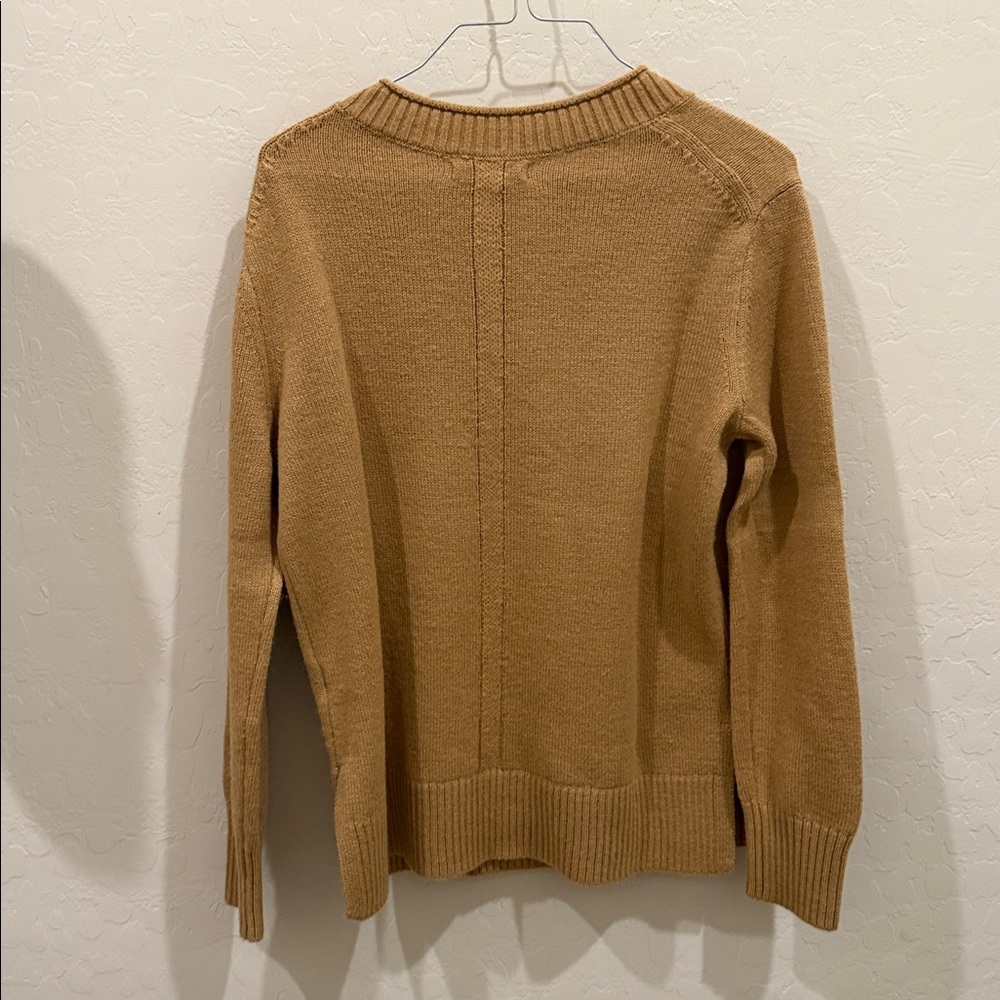 Banana Republic OUTLET Womens Tan V-Neck Sweater sz M - Picture 2 of 5